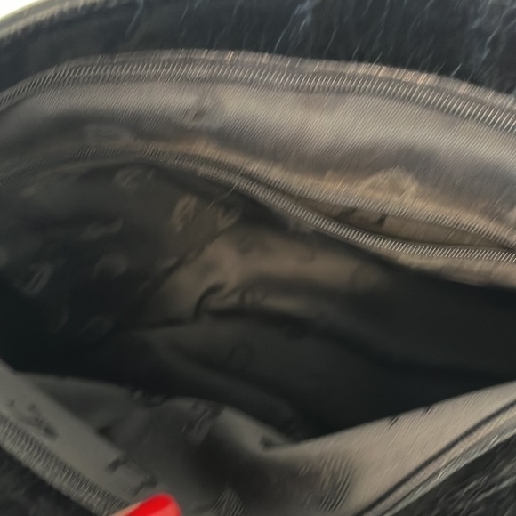 Vintage Etienne Aigner black leather purse - Picture 7 of 15